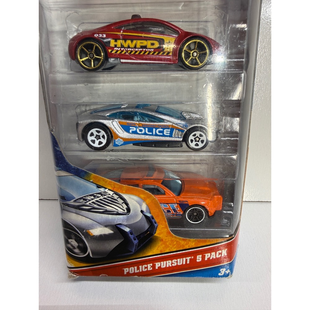 Hot Wheels Police Pursuit 5-Pack 2011 W4243 Dodge Charger Mitsubishi Sky Knife - Picture 3 of 11